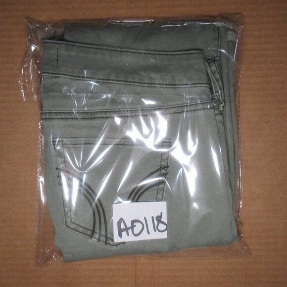 Hollister Flare Jeans | Size 5 / 27 - Picture 9 of 9